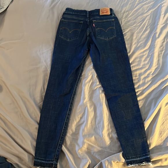 Used Levis, good condition; no tears. - Picture 2 of 4